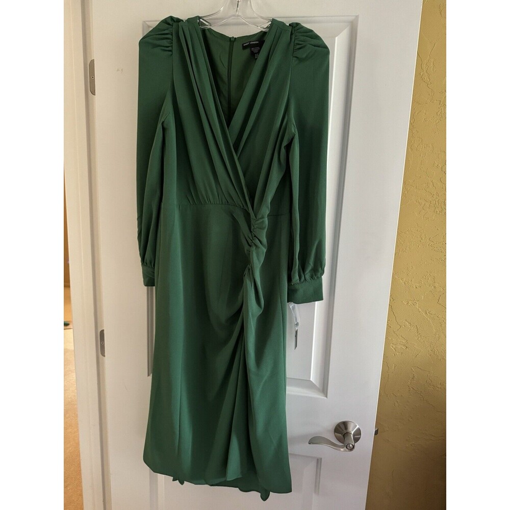 NWT Maggie‎ London Green Dress Women’s Size 12 V-neck Bubble Crepe, Shirring